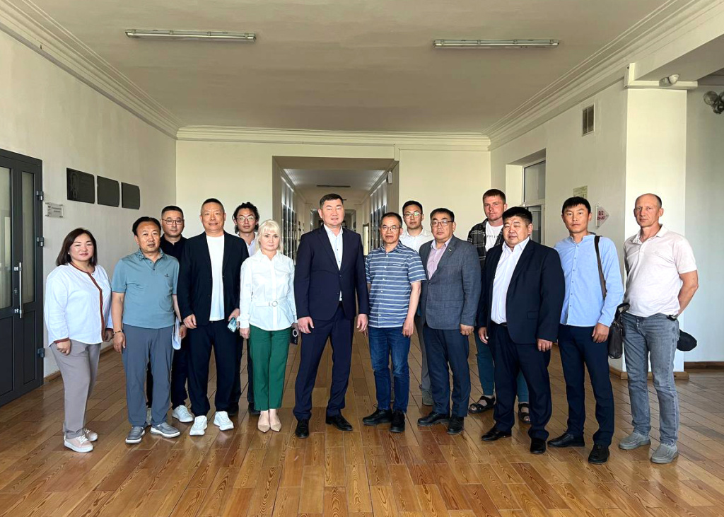 Делегация Хуачжунского сельскохозяйственного университета посетила Бурятскую ГСХА