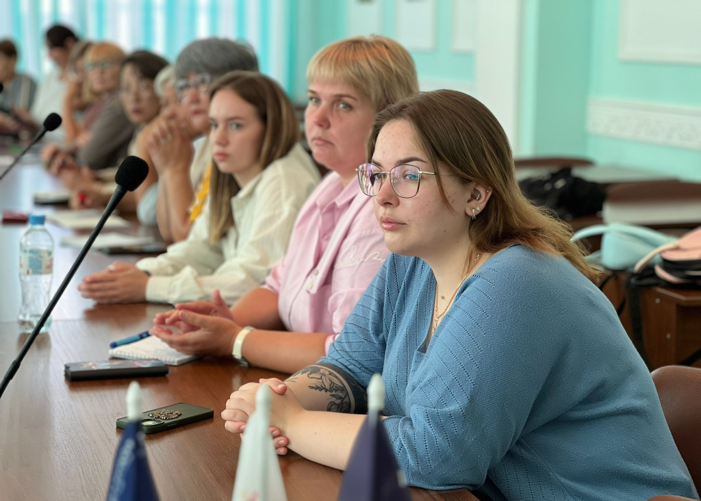 Учителя Бурятии и Сахалина осваивают современные агротехнологии