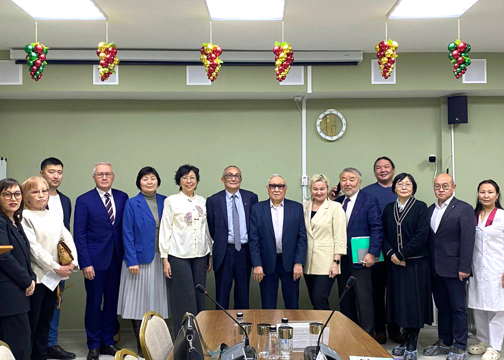 В Центре восточной медицины Бурятии подвели итоги научно-внедренческой деятельности