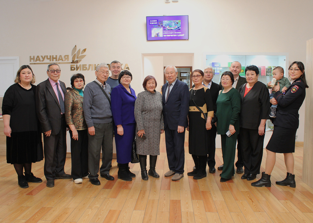 В Бурятской ГСХА почтили память Льва Бороева, первого командира бамовского отряда «Комсомолец Бурятии»