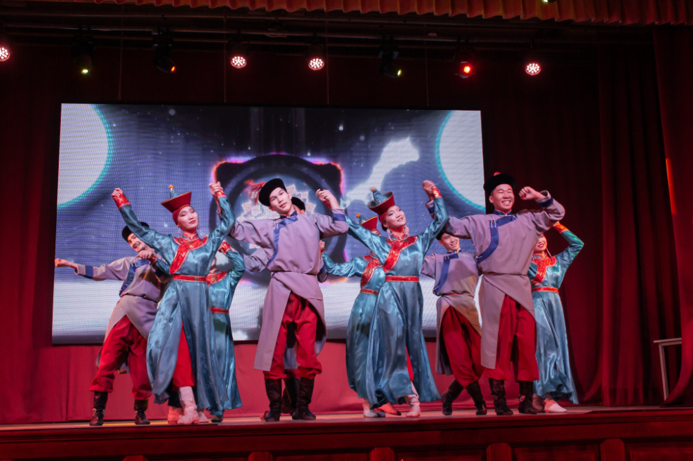 Дебют-2025: победителем признан экономический факультет