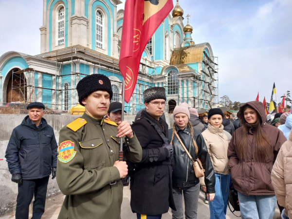Казачья сотня Бурятской ГСХА приняла участие в Пасхальном крестном ходе