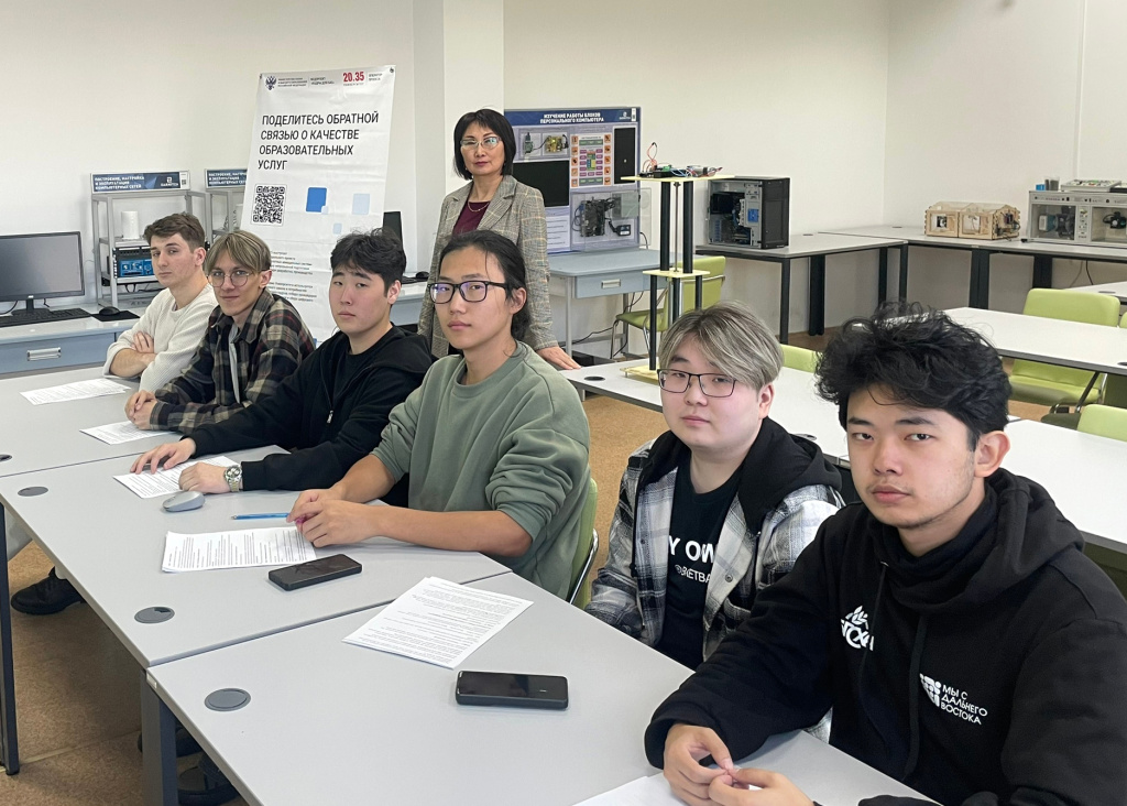 Команда экономического факультета защитила проект в рамках «Кадры для БАС»