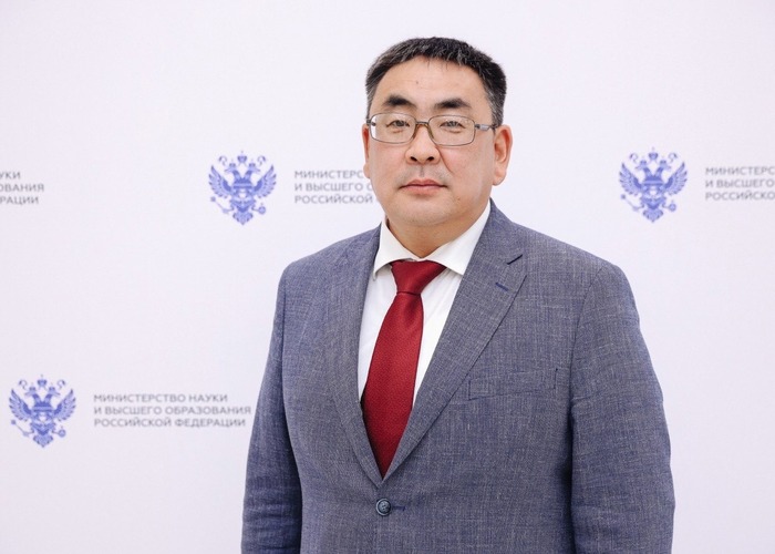 Фото ректора.jpg